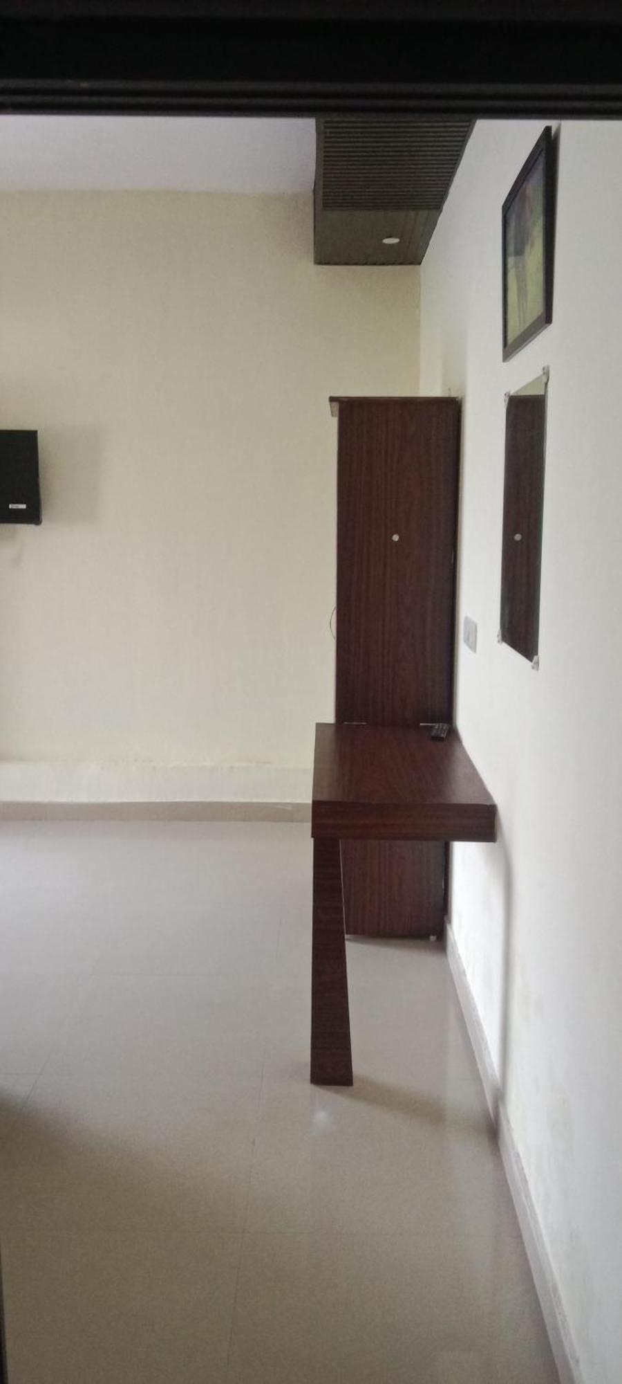Corbett Bhavesh Home Stay Jhirna Rum bild